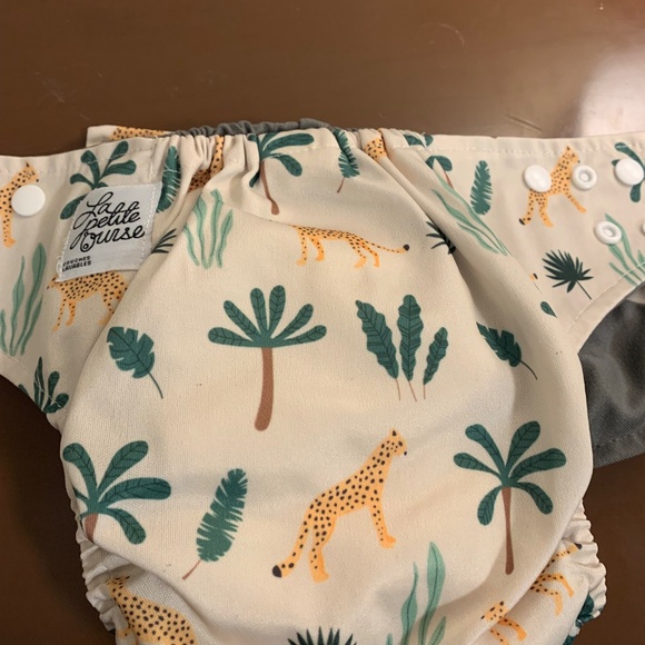 Bundle of Two LPO AIO Diapers - Picture 3 of 9